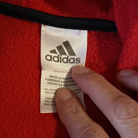 Boys XL Adidas hoodie Red with black and white detailing - Picture 5 of 7